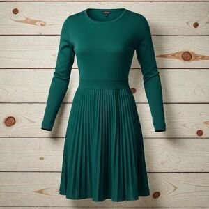 Apt. 9 Emerald Long Sleeve Dress